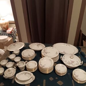 68 piece cessation dinner set silver poppy Message Me For Shipping Cost As
